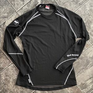 FIRST ASCENT Long Sleeve Polypropylene/Bamboo Blend Performance Layer Shirt